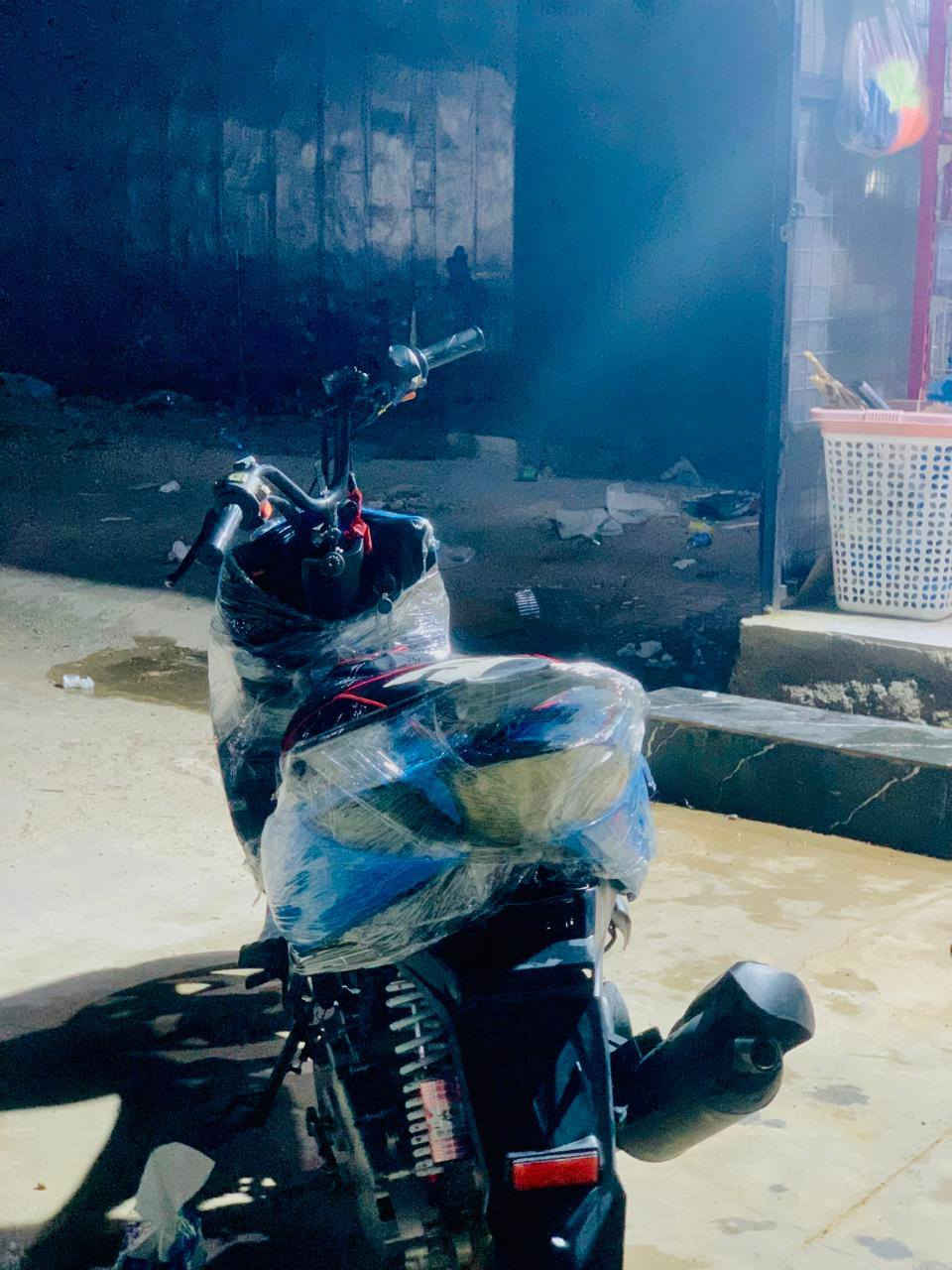 سلام عليكم شباب ماكس ياباني للبيع اي عيب مابي صالنصه صوت اف ام مكاني كركوك السعر 275 بي مجال


**إذا كنت صاحب هذا الإعلان وتريد حذفه لأي سبب، رجاءا أرسل رسالة إلى الدعم الفني**