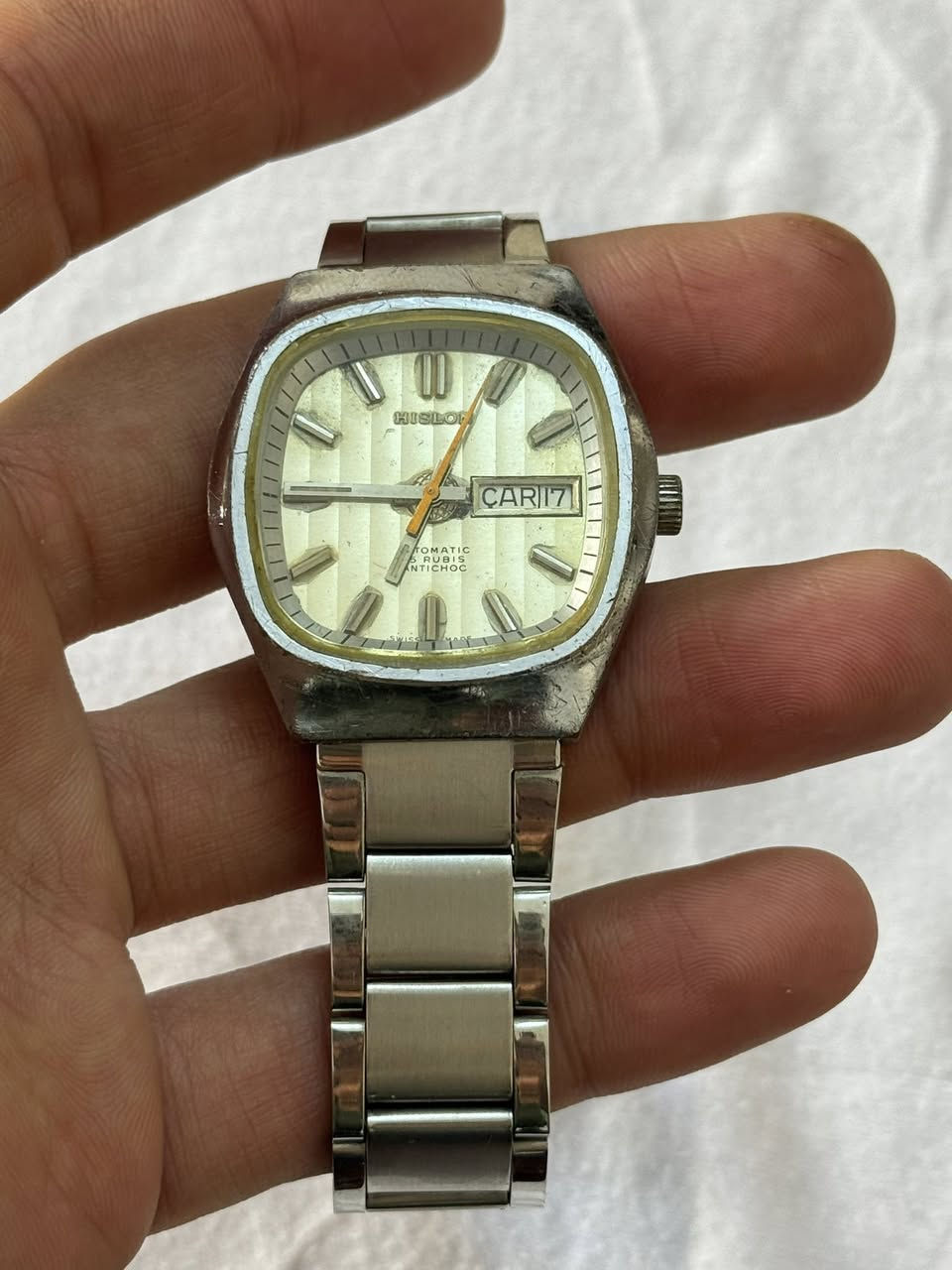 مجموعة ساعات للبيع
اتوماتيك/ تكويك 
سويسري / روسي 
فلكا
جنس ماتك
انفكتا 
هلسن
كلهم شغالين
سعر الكل 400 الف 
يوجد توصيل لجميع المحافظات 
***********
