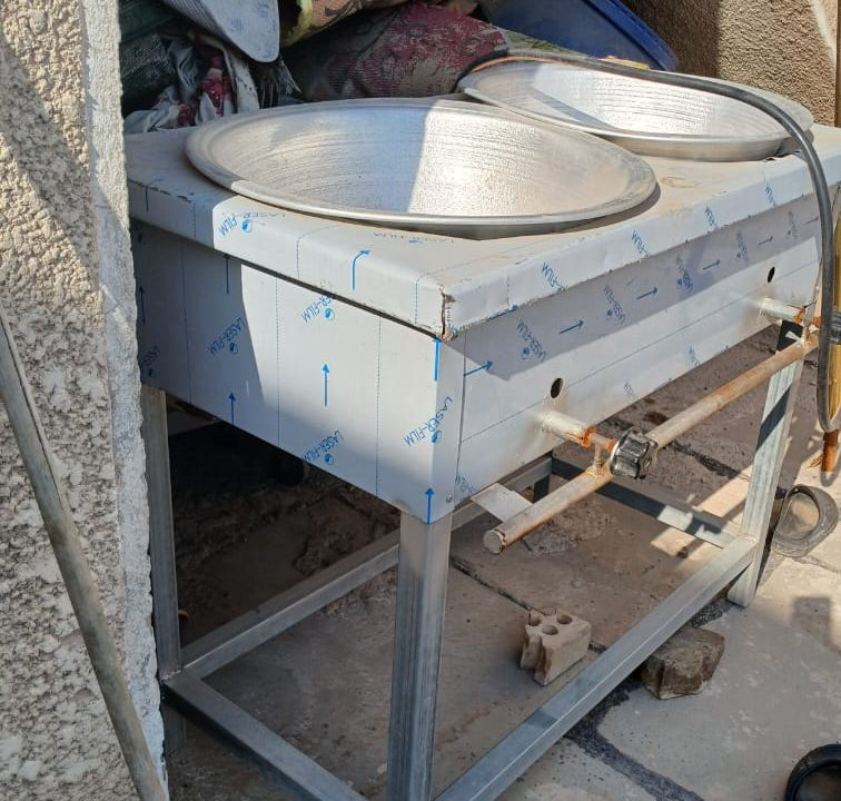 السلام عليكم اغراض مطعم للبيع طاوه فلافل
ميز مال ثرم كاسات مقبلات ماعين مقبلات كله جديد مامستخدم كلمن وسعره المكان الامين الثانيه


**إذا كنت صاحب هذا الإعلان وتريد حذفه لأي سبب، رجاءا أرسل رسالة إلى الدعم الفني**