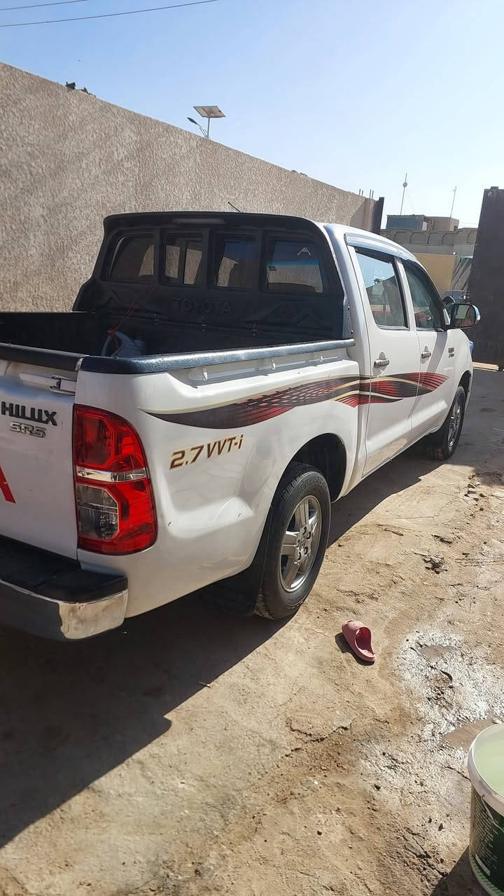 سلام عليكم سياره فلاونزه البيع مديل 12 جاهزه من كلشي خير من الله مكفوله من مكينه من شاصي من كير من صبق سياره بسمي  البصره الدير  رقم ***********
***********
