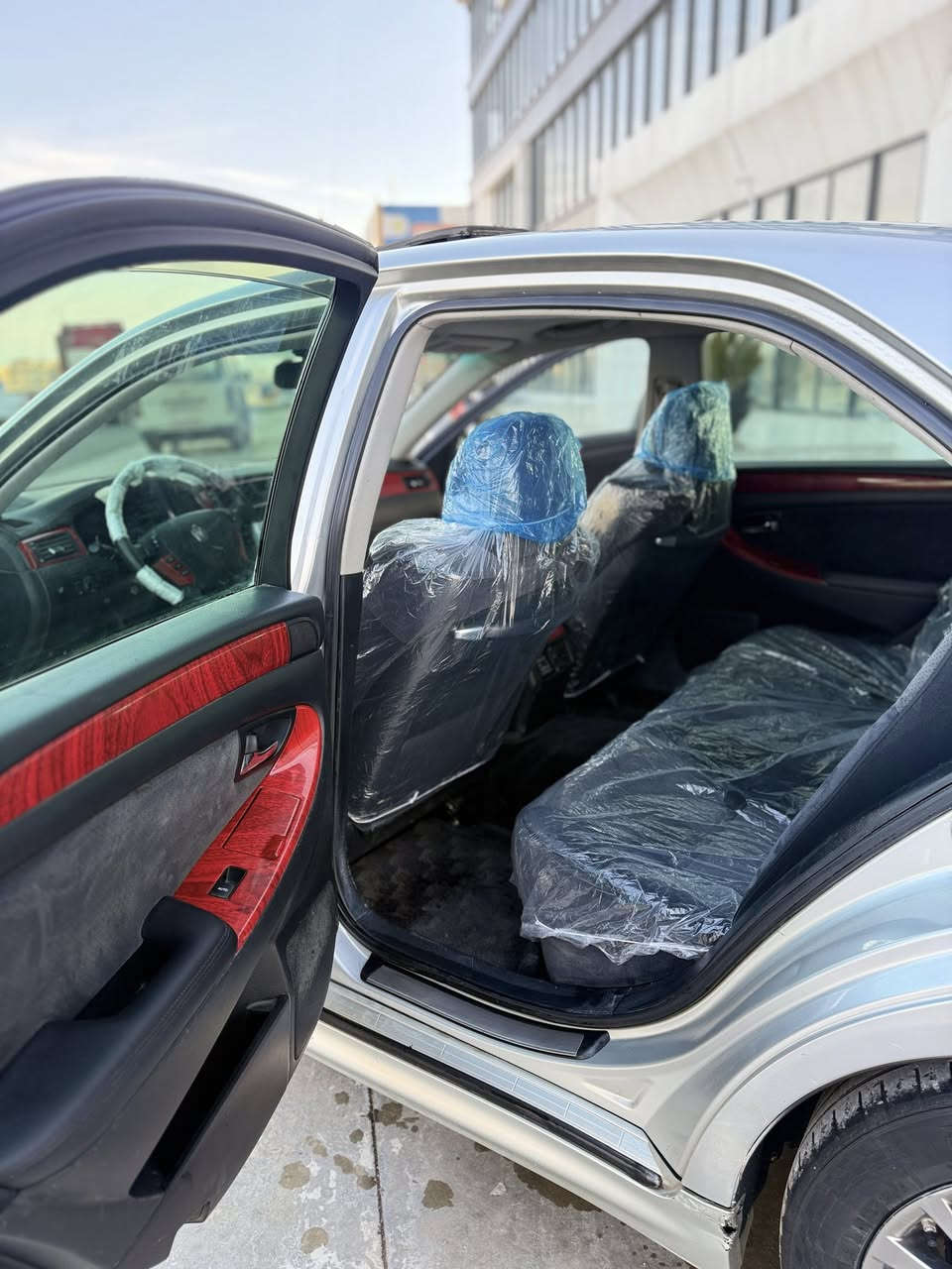 Crown GRS 182 ATLAT🔥
مۆدیل ٢٠٠٥
شاهینە ١٨٢ 
١٤٠ هەزاری هەقیقی ڕۆیشتوا 
سوکان لیگزز 
سەقفی وەکو شوشە نەبو نەتەوی 
کەڤەر گۆڕاو خایس بە شەرت 
پیشو دوای کەپسە 
٤ تایەو ویلی لۆکی بۆ بەسراوا 
کامل بەرمەجە کراوا ٥ بەسمە
سوکان ڤۆلیۆم 
کامل جایز هەموو گیانی بە شەرت
ئیمپری فایەرو سەماحەی بیلادی لەسەرە  
بی چاڵو شوخت 
بی تەقەو ڕەقە 
                                                              ABS  مەزبوتە
ناو ڕەشی فۆڕمیکە سور
سڵاید  
لایتی ناوچەی کویر
ئاوینە شەفت 
٣ دوگمە 
تەبرید سەردو گەرم بە شەرت 
دوکەڵو بوخار بە شەرت 
گیڕ مەکینە ئەکسل بە شەرت 
سەیارەکە هی ماڵە هی ماحرەزو شت نیە 
کامل کامل مەسرەف کراوا
ڕۆنی گیڕو مەکینەشی گۆڕدراوا
سیحری 50 گەڵاو مەحامەلەیەکی برایانەی تیدایە 
0751 189 1044
Viber —WhatsApp
