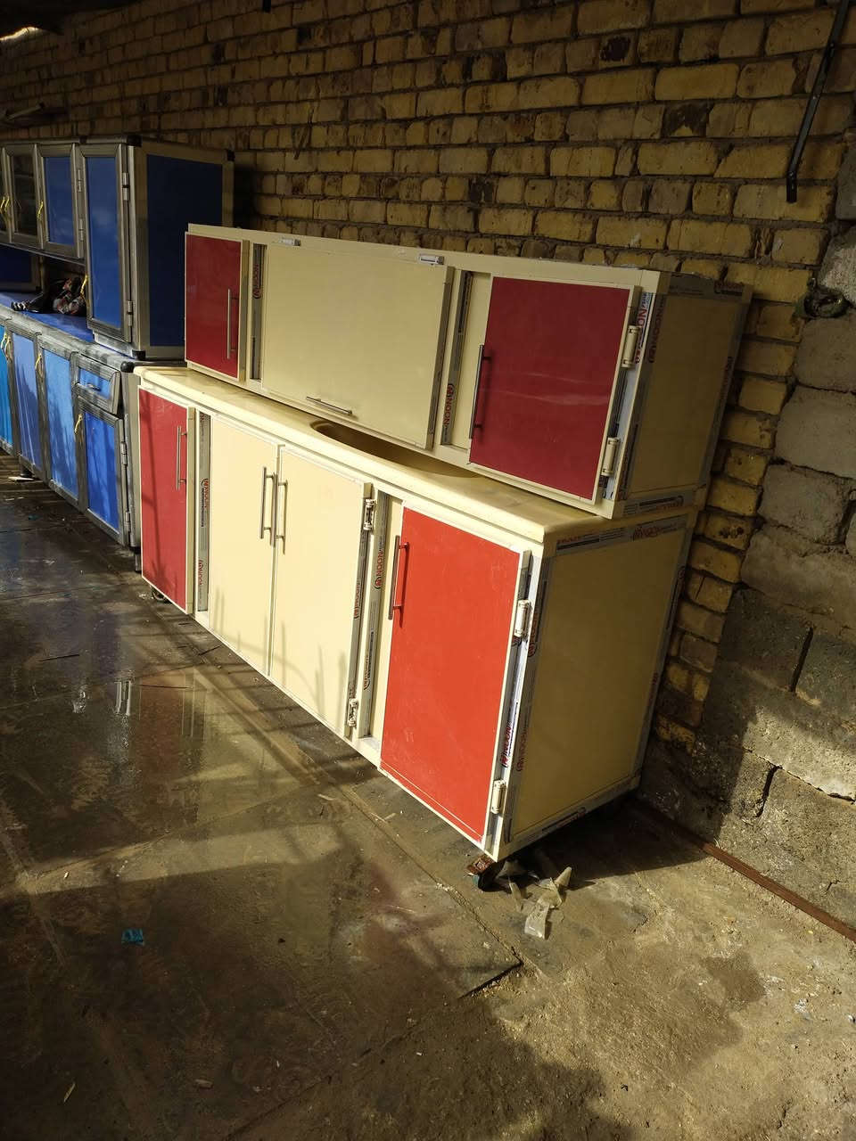 السلام عليكم كاونترات مستخدمات السعر على رقم التلفون ***********
