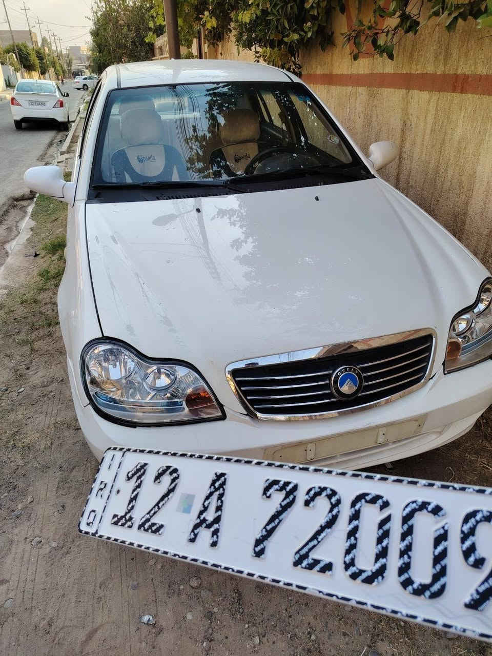 سي كي جيلي للبيع ( فقط )موديل 2013الكصة الجديدة بدون صبغ بس تقليم بسيط بارد قليل كابون ماستر تحويل فقط بدون وكاله تبريد +تدفئة
شركة المحرك الاصلي 
السعر 60$ورقة مجال بسيط للطيبين 
الاستفسار الاتصال 
***********
