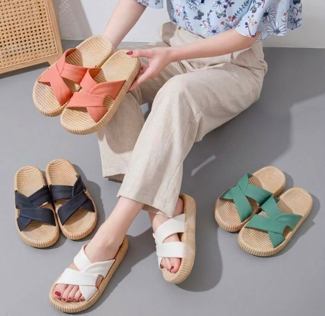 شحاطة H فوم موديل الصيف 👡✨
✅ خفيفة كلش كأنها مو موجودة بالرجل
✅ نعل طري ومريح للبيت والطلعات السريعة
✅ الألوان المتوفرة: بيج، وردي فوشي، أبيض، بني، أسود
✅ القياسات: من 37 للـ 41

السعر: 10 آلاف دينار فقط 🔥
توصيل بغداد 5 آلاف |

العرض محدود والكمية قليلة
للحجز السريع دزي "اللون + القياس + العنوان" خاص 📩

أي لون تحبين؟ الوردي ماخذ العقل 😍👇


**إذا كنت صاحب هذا الإعلان وتريد حذفه لأي سبب، رجاءا أرسل رسالة إلى الدعم الفني**