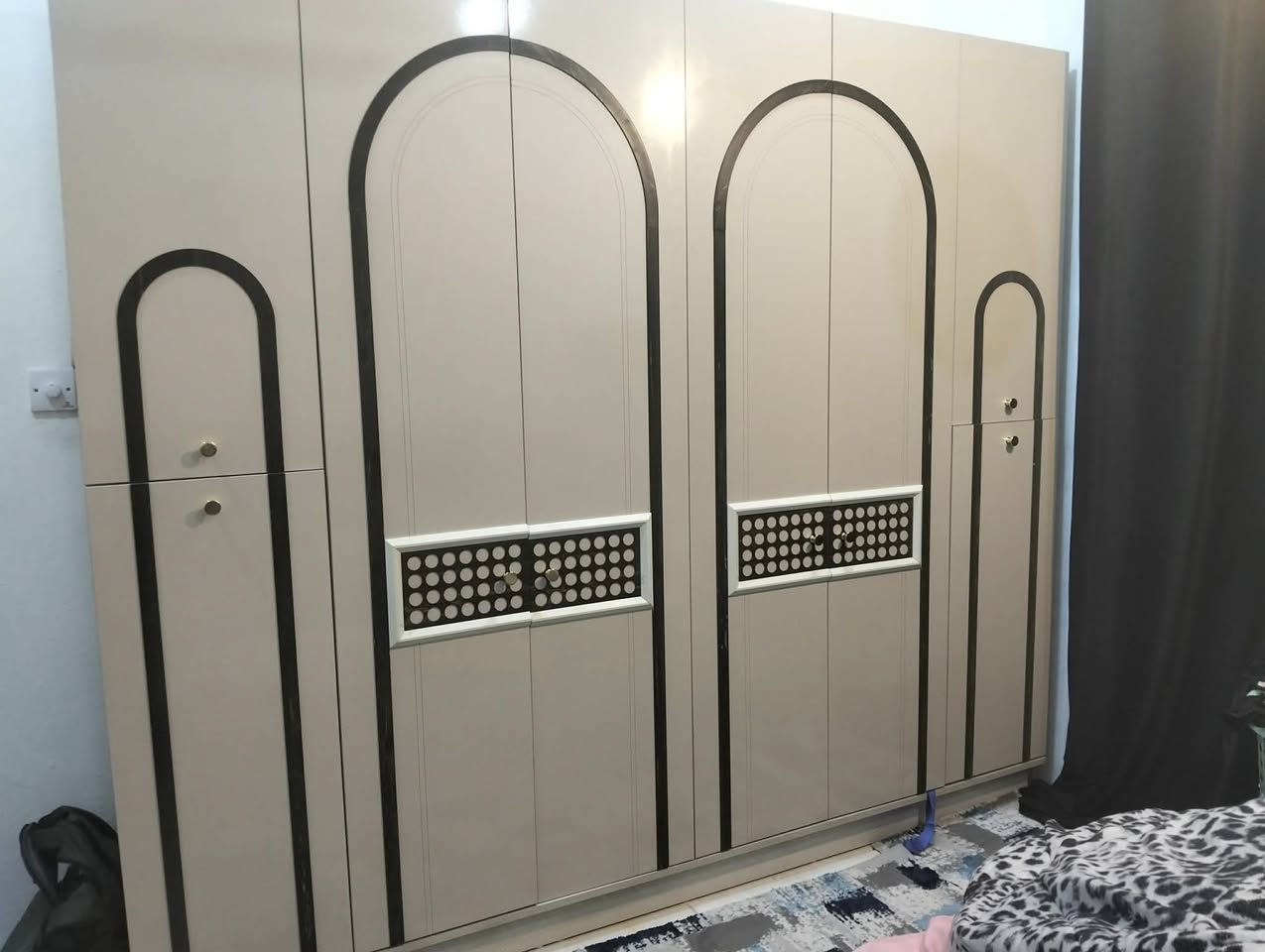 عندي غرفه للبيع جديدة مصار سنه من اخذناهه من الشرقيه بمليون ومابيهه اي ضرر جديده واريدهه ب450 قفلهه 5 قطع‏‪ ‬‏ عنواني بهرز


**إذا كنت صاحب هذا الإعلان وتريد حذفه لأي سبب، رجاءا أرسل رسالة إلى الدعم الفني**