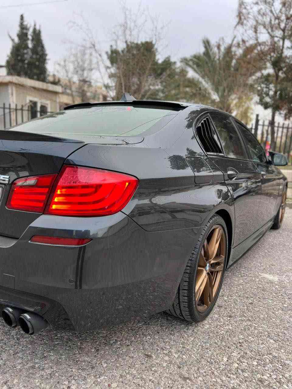 کــــــوردی 
تەنها فرۆشتن ، بە نقد 
بی ئێم BMW . F10 
خلیجی سفر شرکە عڕوش 
مــــــۆدیل / 2011 ، بەنزین 
مەکینە / V6 . 530 نۆزن کورت مەڕغوب  ، قەپاغ کراوەیە 
گێڕ و مەکینە کارەباییات بەشەرت
ڕۆیشتن / ٢٧٠ هەزار کم 
ڕەقەم هەولێر سەنەوی 2025

مواسفات / سلایت گەورە ، برێک بەسمەو ئۆتۆ ، بیلادی پەردە ئۆتۆ 
کامل کـــــــراوە بە M 
یەک چاملغی پێش سبوغ ڵەگەڵ ڕوبع بۆنیت 
بێ ناوگرتن ، بێ ئێڕباگ 

ناونیشان هەولێر 
نـــــــرخ   ( ١٤٩ $ ) 

عربی 
فقط بیع نقد ، 
بی ٱم BMW . F10 . 530 
خلیجی سفر شرکە عروش 
مـــــــودیل / ۲۰۱۱ بنزین
حجم محرك / V6 _ 530  
نوزن قصیر مرغـــــــوب 
قبغ مال محرك مفتوح 
جیر و محرك كهرباییات بشرط 
ماشي / ( ۲۷۰ ) الف کم 
رقم اربیل سنویە سنە 2025 

مواصفات ، سلایت كبیر ، بریك بصمة و آوتو ، سترة بیلادي 
سيارة كامل محدث M 
صبغ فقط جاملغ آمامي و شبر بولنت
بدون دواخل ، بدون ایرباك

عنوان اربیل 
سعر      ( ۱٤۹ $ ) أربيل, العراق


**إذا كنت صاحب هذا الإعلان وتريد حذفه لأي سبب، رجاءا أرسل رسالة إلى الدعم الفني**