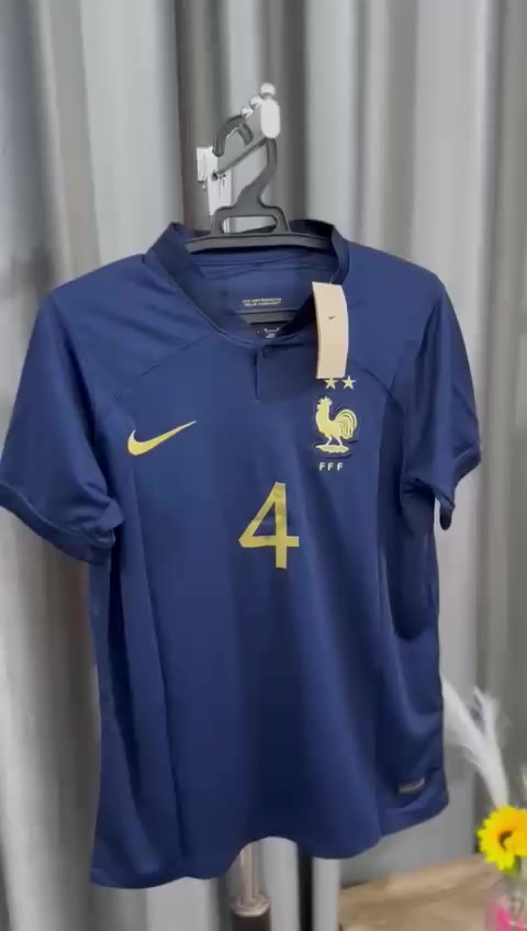 السلام عليكم عندي ٢٥قطعه دريسات كلهن ماركات عالمية جديدة أديداس ونايك وبومه سعر القطعه ٥


**إذا كنت صاحب هذا الإعلان وتريد حذفه لأي سبب، رجاءا أرسل رسالة إلى الدعم الفني**