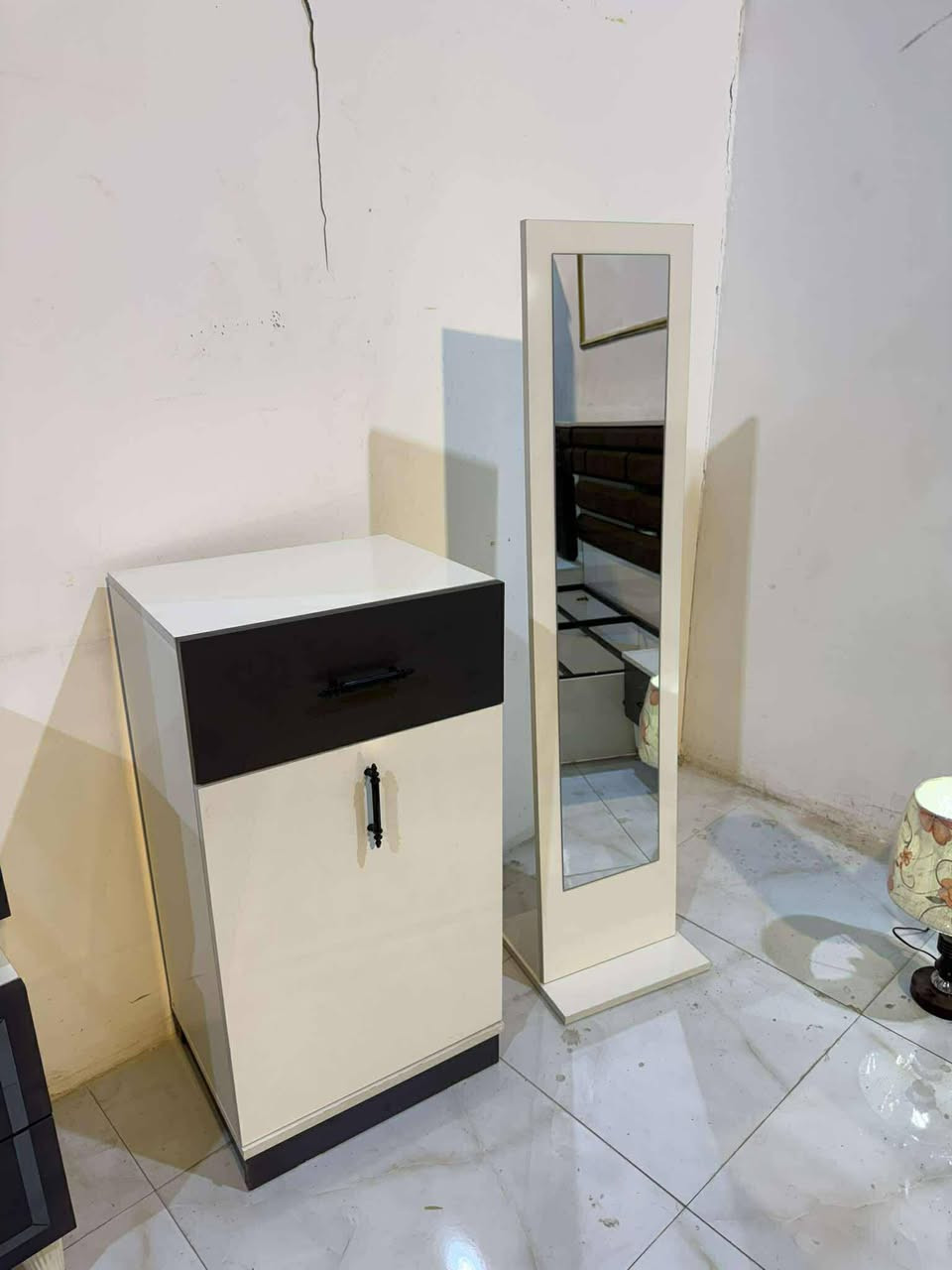 غرفه تركي موديل ٢٠٢٦ بواب
السعر ٩٥٠ ٩٠٠ قفل 
شد نقل داخل بغداد مجاني 
نضافه ٩٥ فقط منصوبه
عشر قطع 
موديل حدثي دوشم وتر بروه 
جك سرير مغزن


**إذا كنت صاحب هذا الإعلان وتريد حذفه لأي سبب، رجاءا أرسل رسالة إلى الدعم الفني**