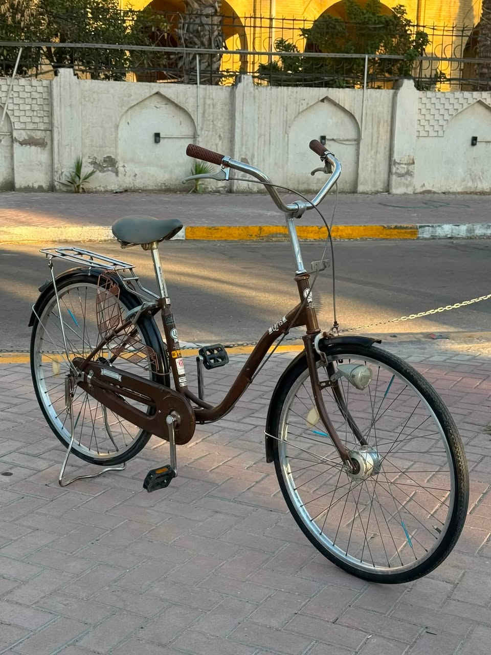سلام عليكم 
بايك بناتي من ماركه LAPLS المعروفة
البايك كسر حاوية
كامل مكمل
حساس امامي
بريكات بل مكان
حجم 26
سلس بل مشي
ويالة موس
صنع ياباني 
السعر 95 وبي مجال 
مكاني بغداد الاعظمية 
للستفسار خاص او ***********
