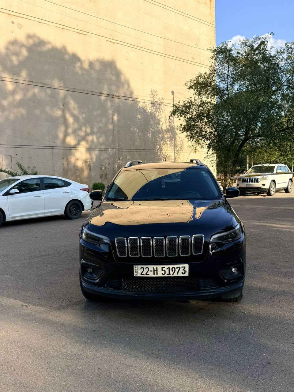 يا الله السلام عليكم

جيب شيروكي بزون  للبيع 

رقم اربيل الدولي الجديد
 
المواصفات :

موديل 2019

بصمة دخول و بصمة تشغيل 

محرك سته سلندر (v6.3200cc)

فور ويل ٦ وضعيات 

نظام زحف و نظام نزول منحدرات 

هاندبريك بصمه 

مانع تصادم امامي 

مانع تصادم خلفي 

رادار مع تحديد مسار مع نقاط عمياء

حساس خلفي

كامره خلفيه دواره 

ماسحات اوتو

لايت امامي اوتو 
مقاعدمخمل اسود  تدفئه و تبريد مقاعد

مقاعد السائق و الراكب تحكم كهرباء

شاشه كبيره مع خاصيه اندرويد اوتو 

مرايا جانبيه كهربائية مع اشارات بالمري

تشغيل عن بعد

اوتو ستارت ستوب

القماره حديد

ويل كب كبير 

السياره حادثها تبديل بنيد فقط

الاجزاء الداخليه كلها سليمه

كل انظمه السياره على وضع الشركه

المحرك و الكير على وضع الشركة  

السعر :- 139 

للاستفسار :- مكان السياره بغداد الصليخ *********** بغداد, العراق
