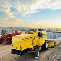 للبيع حاصوده نيو هلندى موديل 2004ده بل درام هايدرو ٥ بلم نضيف 07519065...