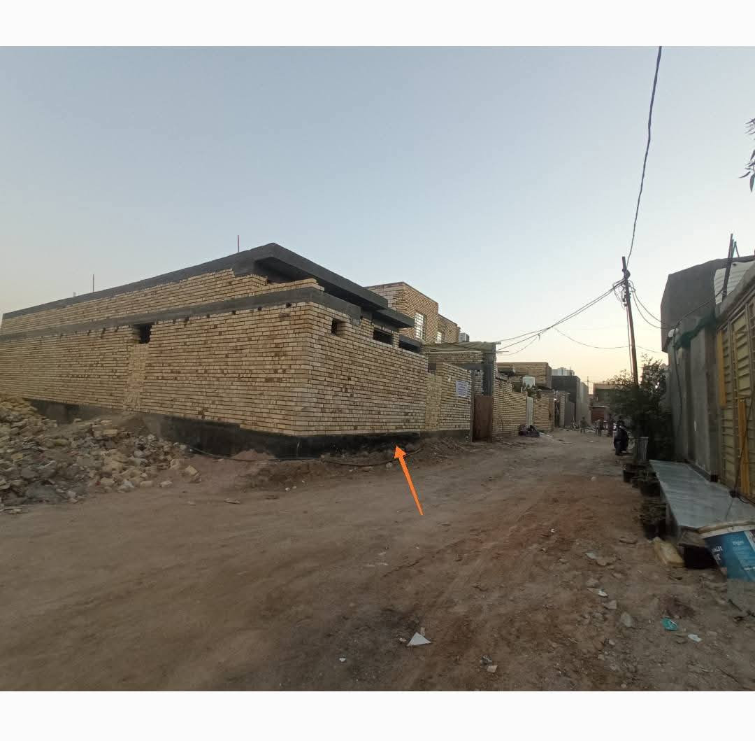 دار للبيع  عنوان سوق الشيوخ خنيطله 
مساحة ٢٢٦ زراعي  بناء طابوق  سقف مسلح كونكريت درجه اوله بناء حديث خريطه حديثه  السعر ٨٥  استفسار علق ب تم وتصل واتساب.


**إذا كنت صاحب هذا الإعلان وتريد حذفه لأي سبب، رجاءا أرسل رسالة إلى الدعم الفني**