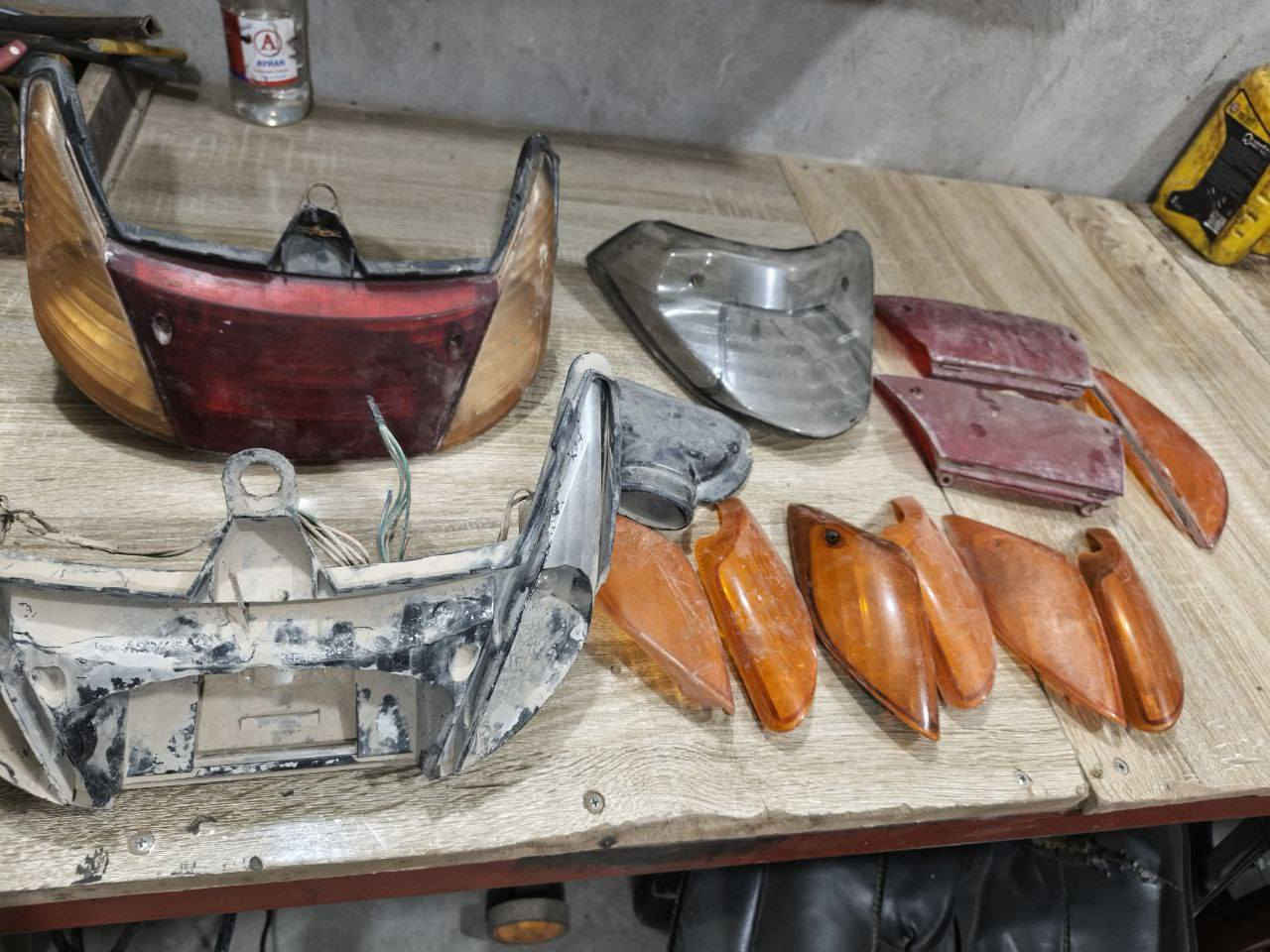 السلام عليكم ورحمه الله وبركاته
اخوان غراض مال سبيسي وماكس عدلة ينباعن شلع كفرات سبيسي صفاح اصليات خمس أختام و قبق هندر سبيسي اصلي و گفرات ماكس عدلة اصليات تفصيخ بدون الامامي وترايش ماكس اصليات وترايش سبيسي و جامات إشارة وبك لايتات سبيس عدد 2 
ذني كلهن 30 قطعة ينباعن شلع ب 25 الف قفل مال تعزيل 

و دراجة مصرية فحل نوزل مفصخة كل غراضها كاملة كفراتها سوادات راديتر نوزل جويتر عقول ثنينهم دراجة نقصها بس جوزة وتجفيت ابيع على وضعها تجي تحمل وتروح سعرها 75 الف 
عنواني كوت البيضاء تواصل خاص او تصال
***********
