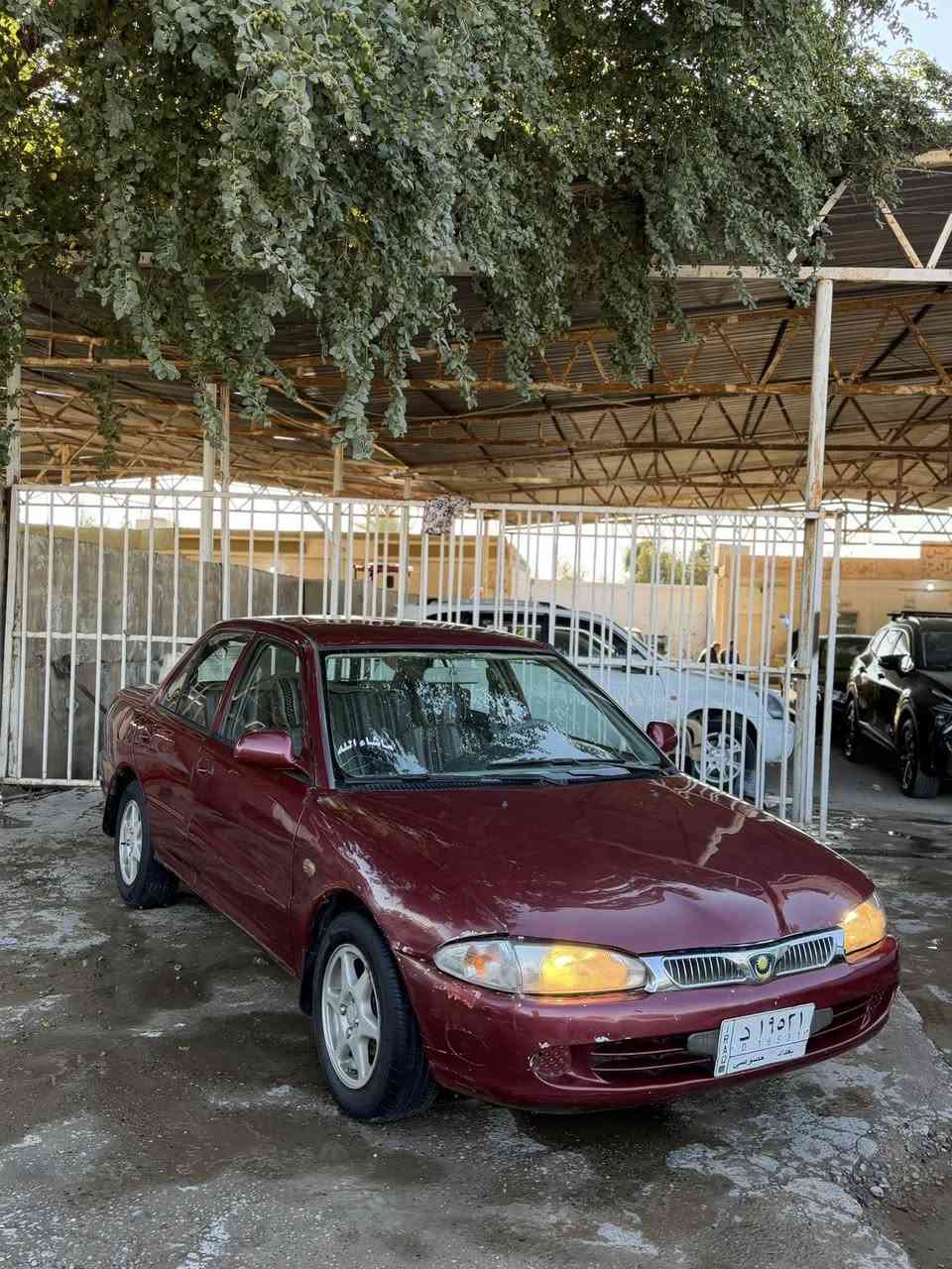 سلام عليكم للبيع براتون موديل 2004 لون ماروني مصبوغه جماليه بدون ضربه او اخياس كير اوتماتيك السياره ماناقصها اي شي من كير او محرك و حداديه 
وكهربائيات كلها شغاله تايرات جدد  رقم السياره بغداد
تحويل مباشر  سنويه لل 27
مكان السياره / سامراء
السعر /40 ورقه$
الرقم/***********
