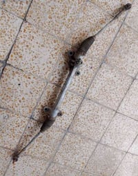 للبيع مستعملات  07890782886 زوج فلنجات خلفي ومشط ستيرن