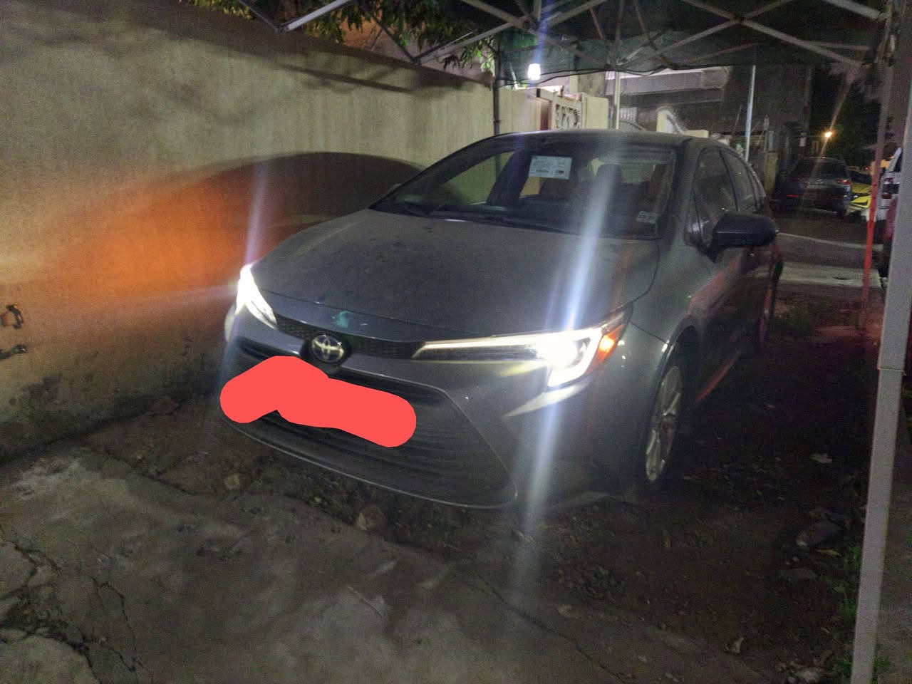 كورلا وارد امريكي 2025 هايبرد
ماشية 6000 ميل
رباعية
لايتات زينون
تشغيل عن بعد 
نقطة عمياء
شاشة
تبريد بيانو
رادار توقف
رادار خلفي
قيادة ذاتية
الحادث جاملغ خلفي
السيارة جديدة حتة الكتلوك بيهة
السعر 18 وبي مجال  
المكان بغداد
رقم التلفون ***********
التواصل وتساب فقط
