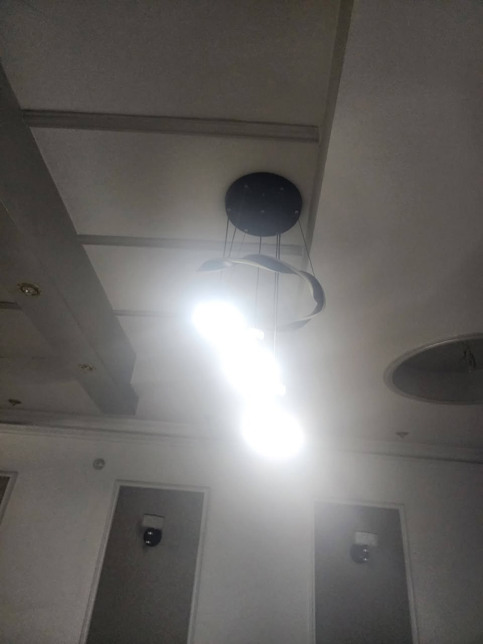 براكيتات وثريات كلهن للبيع بالزعفرانيه شارع المعهد


**إذا كنت صاحب هذا الإعلان وتريد حذفه لأي سبب، رجاءا أرسل رسالة إلى الدعم الفني**