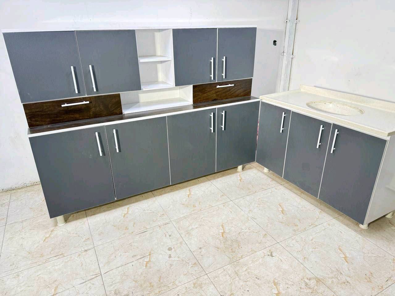 كاونتر خشب mdf قياس مترين وسنك متر و20 مرمر سعر 280 الف والتوصيل مجاني😍❤‍🔥.