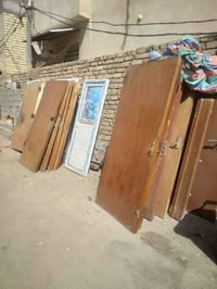 بوب خشب للبيع سعر الواحد 25 مكان بغداد٠٧٧١٩٤٥٣٥٧٩