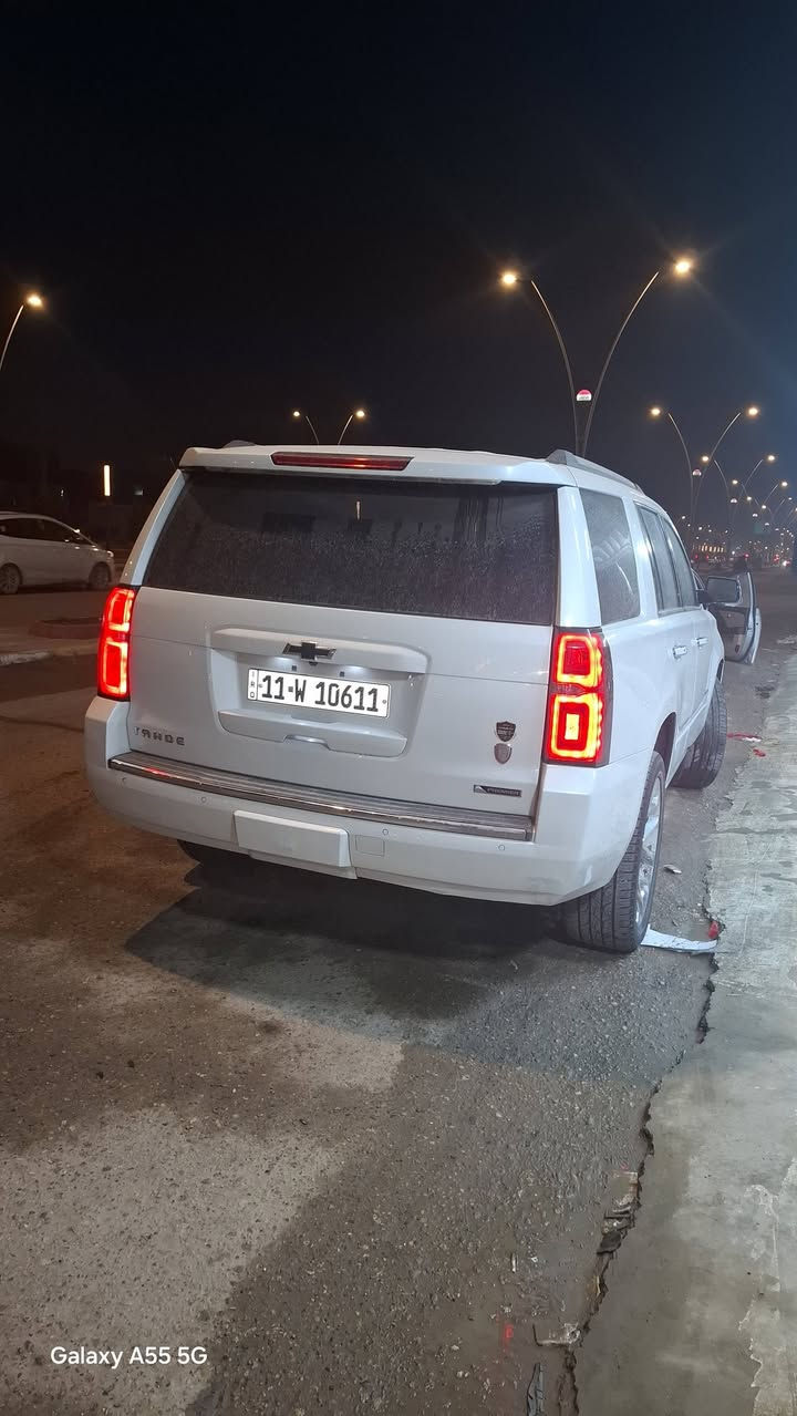 السلام عليكم
تاهوموديل ١٧ حره للبيع او مراوس فئة البريمير يعني اعلى مواصفات حتى الدوس كهربائي امريكي حادث تبديل بنيد وجملغ اصليات نفس الون وفتح براغي الباب الخلفي شرط كفاله  ايربك وشاصي  ماشيه ٧٧الف
ارقام وسنويه وملسق جدد يغداد بسمي بسعر مناسب
  مكان السياره ناصريه مركز.  هاتف *********** بيه واتساب
         التوفيق للجميع
