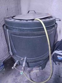 تنور. نظيف للبيع المكان بغداد زعفرانيه ‏‪07711684133‬‏