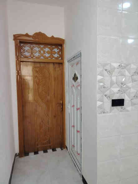 بيت للبيع المساحه 70 متر طابو زراعي نجف شارع المطار عمود 335 طريق يا حسين السعر 33 مع المجال للاستفسار*********** اتصال واتساب
