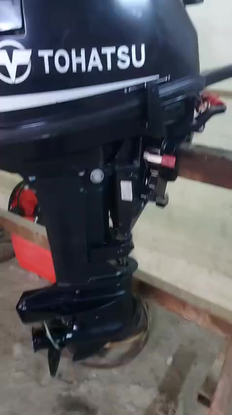 سلام وعليكم مكينه 18 توهاستو الياباني الصلي جديده كلش مامفتوحه لاكير ولا محرك السعر خاص وهاذ رقمي وانه بل خدمه‏‪0782 391 1754‬‏
