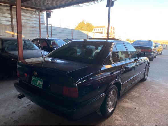 ‎سياراBWM  موديل 1991 بس بو جواني صبخ كرايه  ته قو رقه به شرت همو كياني به شرت باج دهوك به شرت اوليات به شرت
‎رقم تلفون ***********
‎سعر 38 مجال اكر
