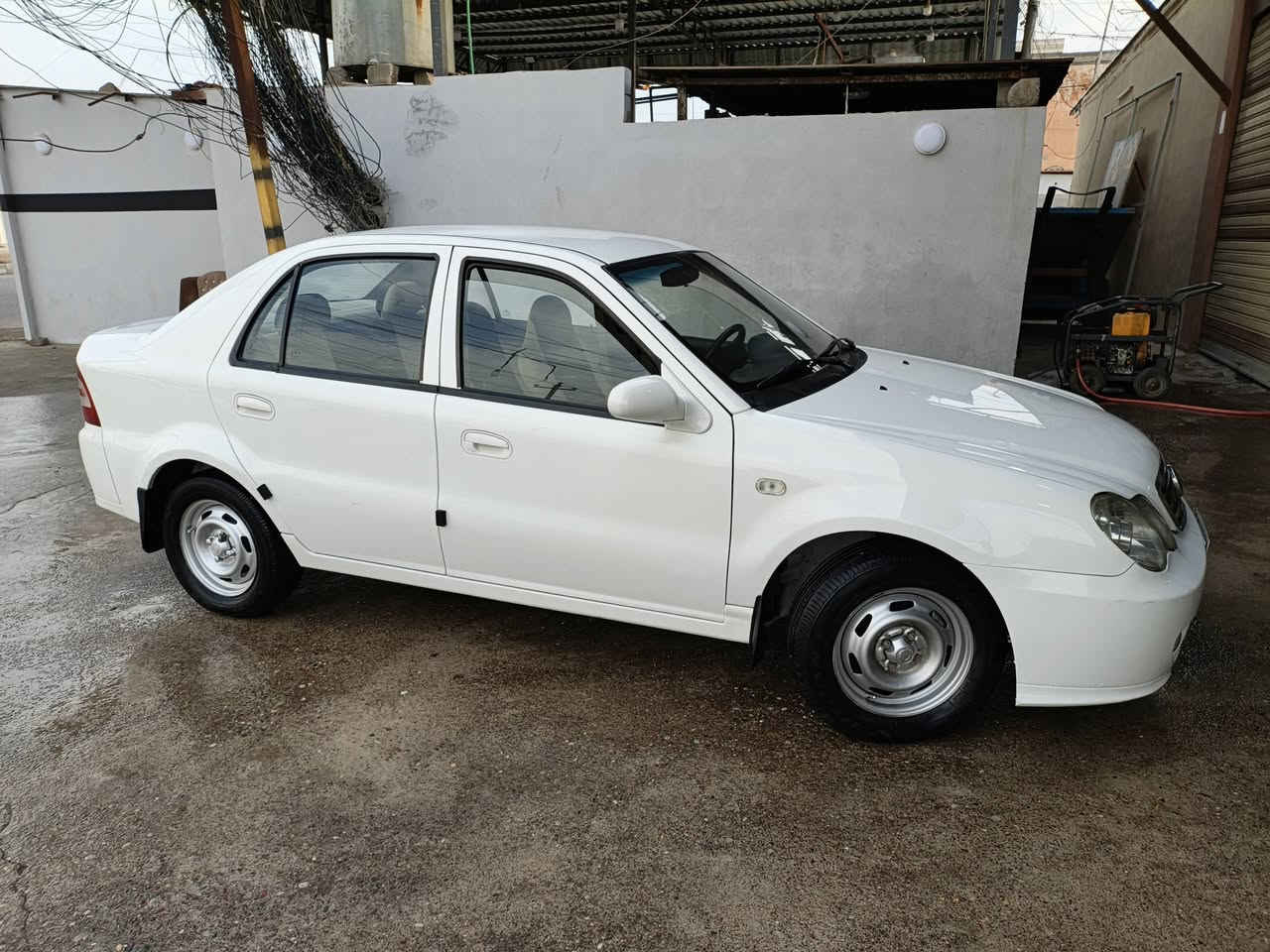 سيكي موديل 2013كصه قديمه بلا ضرر شرط محرك كير شرط ماشيه 87الف حقيقي شرط التحويل رقم وهزه جديد السعر 63ورقه 
***********
***********
