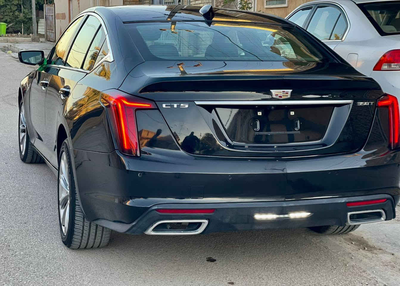 كاديلاك ct5
عدد 2 اسود وسلڤر 
محرك 2000 تيربو موديل 2023 فول مواصفات 
بدون رقم منفيست بأسمي ضرر بسيط تبديل جاملغ امامي 
 مكانها بابل مسيب 
السعر 180 بيها مجال بسيط 
***********
