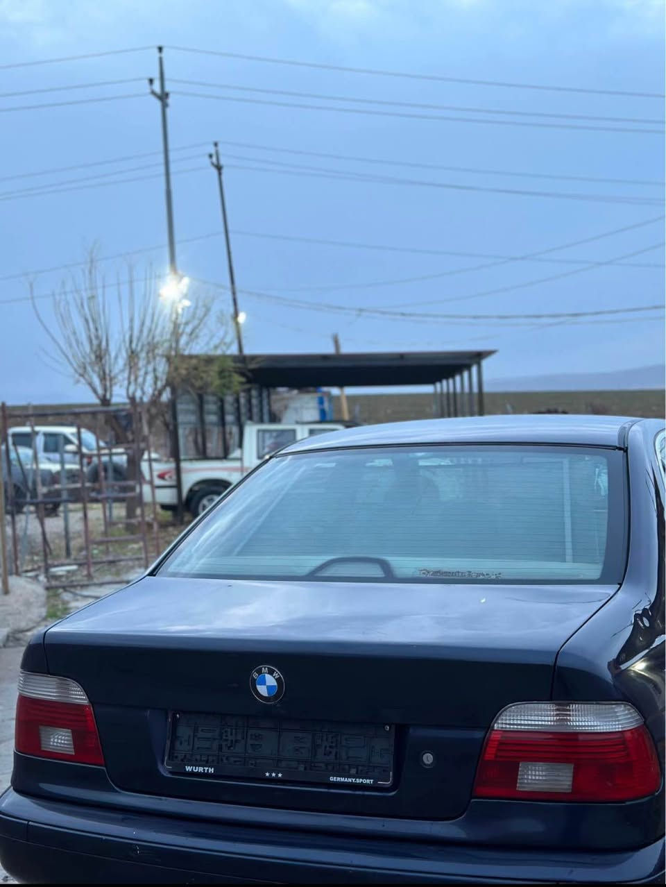 ‏ BMW سەقەر ٢٠٠٢ بۆ فرۆشتن مەکینە ٥٢٥ دەبل دیجیتەل گیر مەکینە کارەبایات تەقەو رەقە هەموو گیانی بەشەرت سەیارەکە رەقەم ئەوروپیە پاکان تازە بۆکردوە    مواسفات جلد هیتەر ناوە  زەرد شاش ئایپاد  سەبوخ  سوقفو حیزام  بەشەرتە  پێش و پشتی کەپسە  سیارەکە مەنفیست  ئەسڵی لەگەل دایە غرامە بەشەرتە  نرخی ٦٨ معامەلە
 واتساب*********** أربيل, العراق
