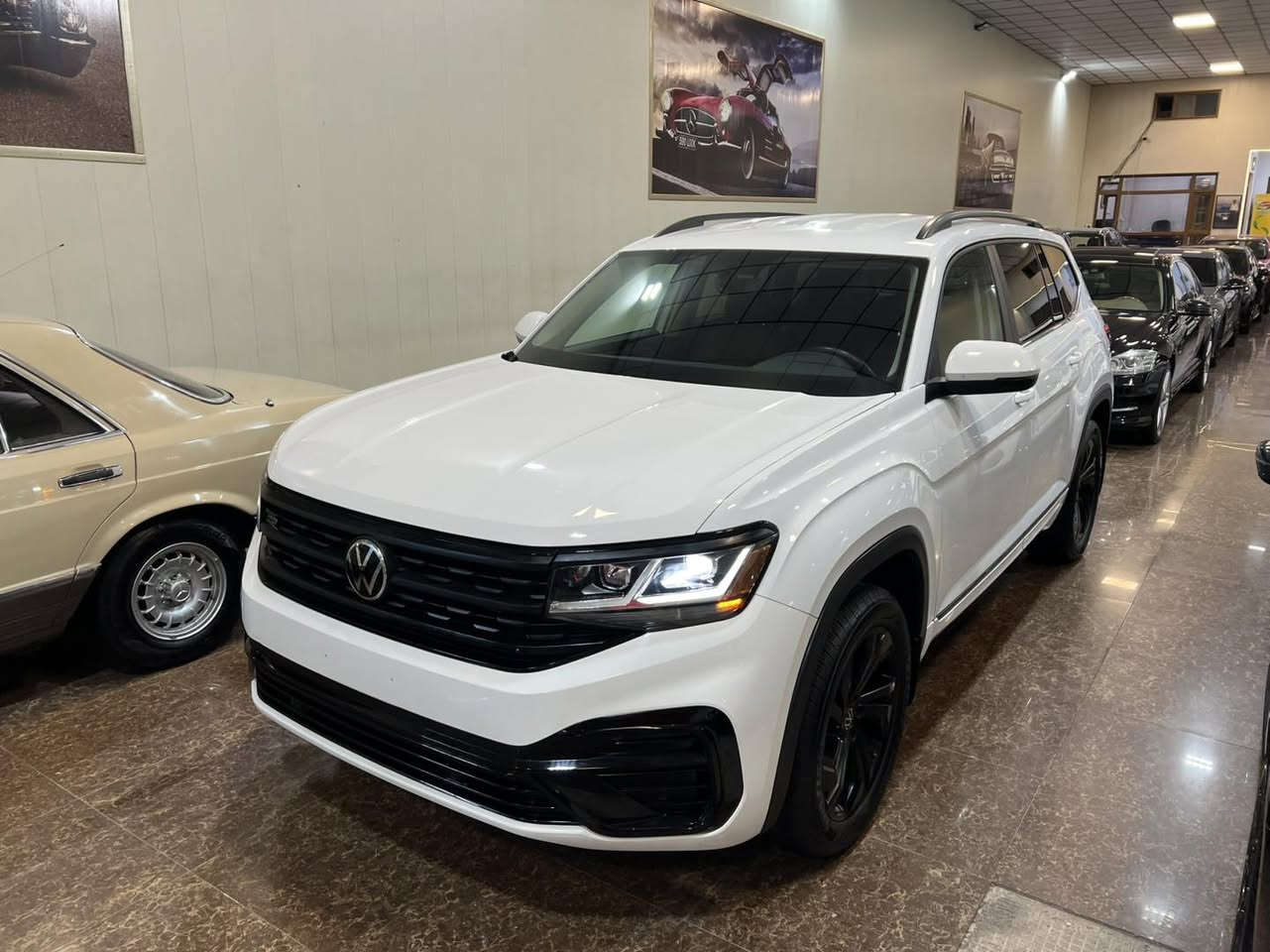 VOLKSWAGEN ATLAS SE V6

موديل: 2023
وارد: امريكي 
رؤيشتن: 48,000مايل
نرخ: 26,000$
مؤبايل📞: ***********
***********
ناونيشان:هةولير _معرض هاشم للسيارات 
شةقامي ١٠٠م بةرامبةر دائيرةي گمرگ سيارات

‏HASHM_FOR_CARS___هاشم للسيارات 

موديل: 2023
وارد: امريكي
ماشي: 48,000مايل
السعر: 26,000$
تلفون📞: ***********
***********
العنوان:اربيل _معرض هاشم للسيارات 
شارع ١٠٠م مقابل دائرة كمرك سيارات 

‏HASHM_FOR_CARS___هاشم للسيارات
