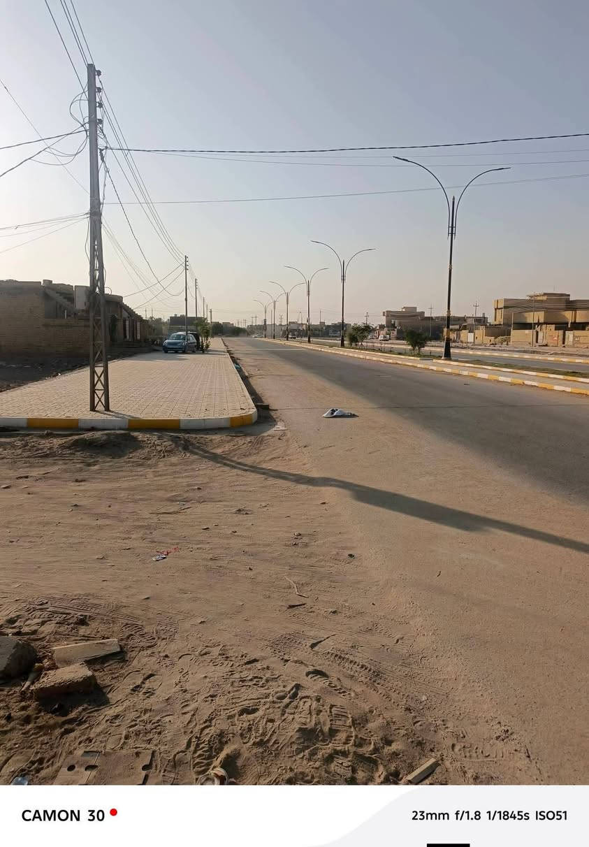 السلام عليكم بتلو زراعي للبيع ناحيه الفظليه المساحه  240 متر الموقع خلف البانزين خانه على جهت الخندك قرب ال حواس يتوفر كافت الخدمات يمهه السعر المطلوب جدآ جدآ مناسب للاستفسار *********** واتساب *********** اتصل 🥰نستقبل كافت العروض داخل الفظليه واطرافها ❤️
