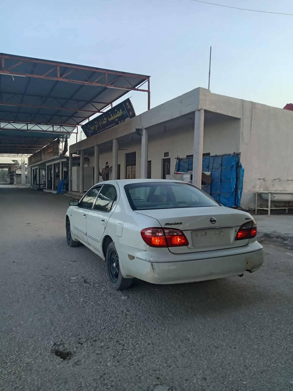 السلام عليكم للبيع او مراوس 
نيسان مكسيما 2008 مال مزاد معاملته ماشين بيه وكامله  السياره مكفوله من الحادث مكينه توني مبدله جديد كير ومكينه وحداديه وتخم تاير خير من الله كهربائيات  شغاله كامله 
45 بيه مجال 
***********
***********
