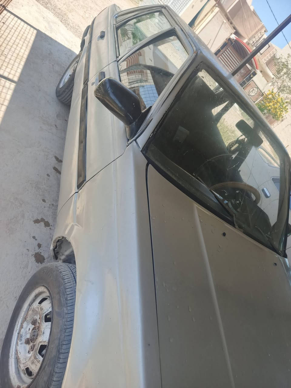 كرونا معوقين موديل ٨٤رقم ديالى بسمي تحويل ثاني يوم سياره جاهزه عنوان ديالى سعر ٢٥ بيه مجال ***********
