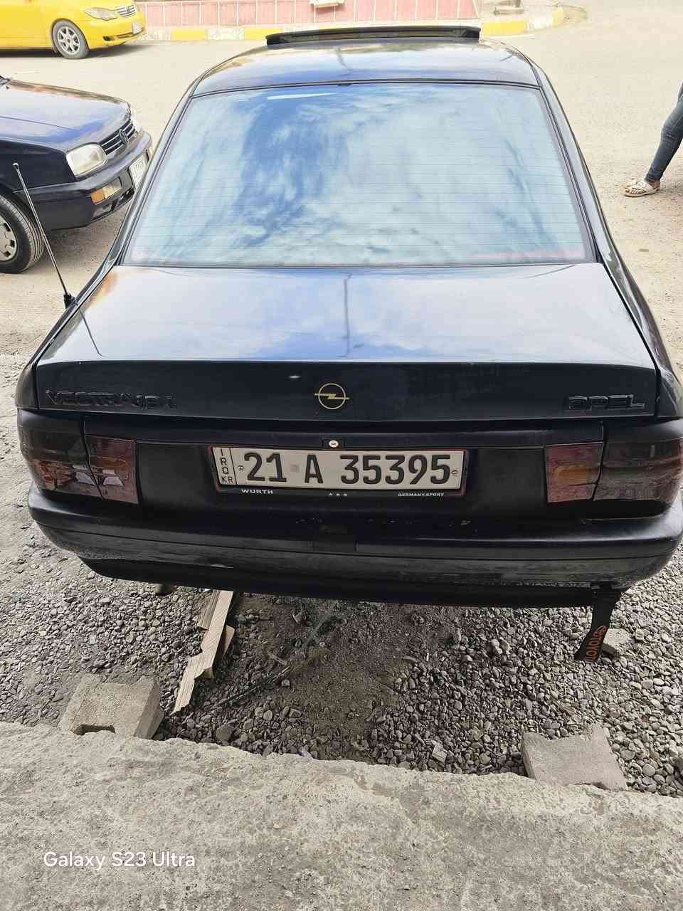 اوبل فكتره لبيع موديل 1992 مراوس حجم ١٨ كير اوتماتيك سستم سمعات فول صوت رقم سلمانية جديد شرط تحويل كابون بانزين ويل كروم بلدي جام كهربأية تنته تحكم ستيرن دوشه جديدة بدون حادث شرط مصبوغه عام للجماليه سلايت مكان طوز رقمي السعر 44 بيهة مجال حك جيتك 
***********
