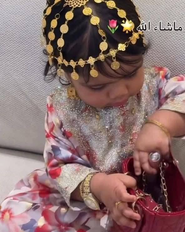 فد شئ يجنن🌹🌹
قبعة كركيعان اطفال وكبار

يوجد خدمة توصيل 🚚***********
