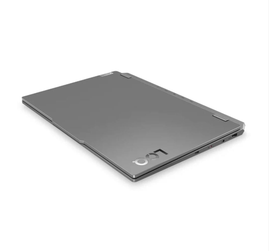 🚀 للبيع: الوحش  Lenovo LOQ 15IRX9
هل تبحث عن جهاز يجمع بين قوة الأداء والتصميم العصري؟ إليك الحل الأمثل، العاب، للدراسة، العمل، وصناعة المحتوى!
🔥 أهم ما يميز هذا الجهاز:
المعالج الجبار: مزود بـ Intel Core i5-13450HX (فئة HX القوية)، بـ 10 أنوية وتردد يصل إلى 4.6 جيجاهرتز. أداء يضاهي معالجات الـ i7 في المهام الشاقة.
كرت الشاشة: NVIDIA® GeForce RTX 3050 بسعة 6GB (وليس 4GB التقليدية)، مما يعطيك سلاسة فائقة في الألعاب والبرامج الهندسية.
شاشة الأحلام: 15.6 بوصة FHD IPS بتردد 144Hz، والأهم أنها تدعم 100% sRGB؛ يعني ألوان حقيقية ودقيقة جداً للمصممين ومنشئي المحتوى.
سرعة الاستجابة: ذاكرة 16GB DDR5 (أحدث جيل) مع قرص SSD فائق السرعة من نوع Gen 4.
🛠 المواصفات التقنية بالتفصيل:
المعالج: Intel Core i5-13450HX (10 Cores / 16 Threads).
الرام: 16GB DDR5-4800MHz.
التخزين: 512GB SSD NVMe PCIe 4.0.
الشاشة: 144Hz, 300 nits, G-SYNC (سلاسة تامة بدون تقطيع).
الكاميرا: FHD 1080p مع غالق للخصوصية.
المنافذ: دعم كامل لـ HDMI 2.1 (دقة تصل لـ 8K) ومنفذ USB-C يدعم الشحن السريع.
اللون: Luna Grey (رمادي قمري) فخم جداً.
✅ الحالة والضمان:
الحالة: [اذكر هنا إذا كان جديداً أو مستخدماً لفترة بسيطة].
الضمان: ضمان الوكالة لمدة سنة كاملة (صيانة).
الإضافات: لوحة مفاتيح بإضاءة خلفية بيضاء (قابلة لإضافة ليزر عربي).
💰 السعر: [1350]
📍 الموقع: [النجف الاشرف]
📞 للتواصل والاستفسار: [***********]
