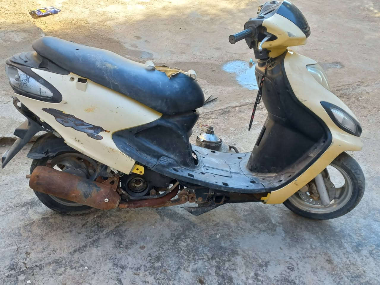 دراجة ب140قفل


**إذا كنت صاحب هذا الإعلان وتريد حذفه لأي سبب، رجاءا أرسل رسالة إلى الدعم الفني**