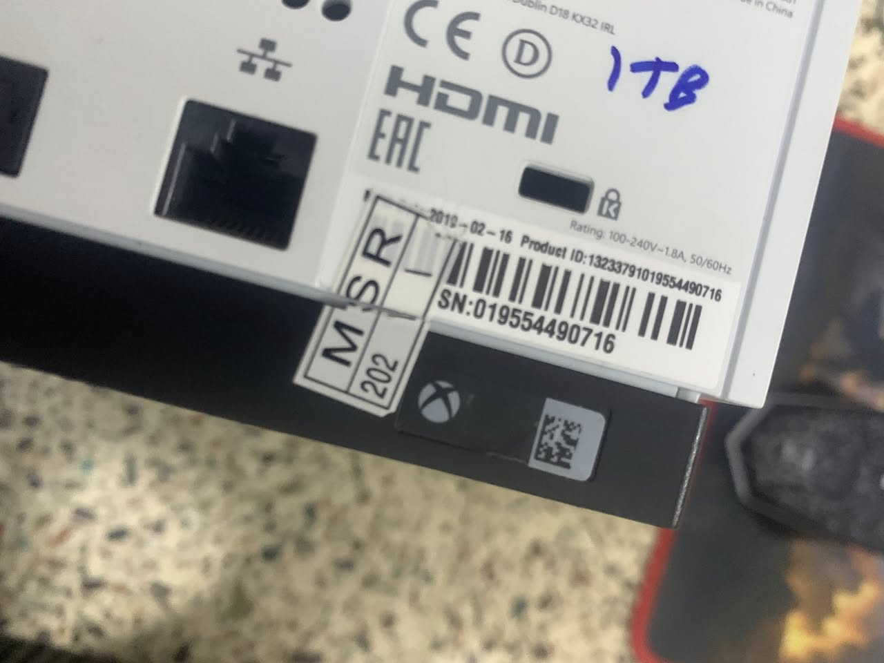 Xbox one s
ذاكره 1 تيرا
الجهاز غير داخل صيانه 
ملحقاته :
جويستك 1 مال جهاز سيريس اصليه مع بطارية وكيبل
ماوس وكيبورد R8 
 مع كامل ملحقات الجهاز
يو بي اس combo rising
السعر 225 وبي مجال
الموقع بغداد تواصل واتساب : ***********

