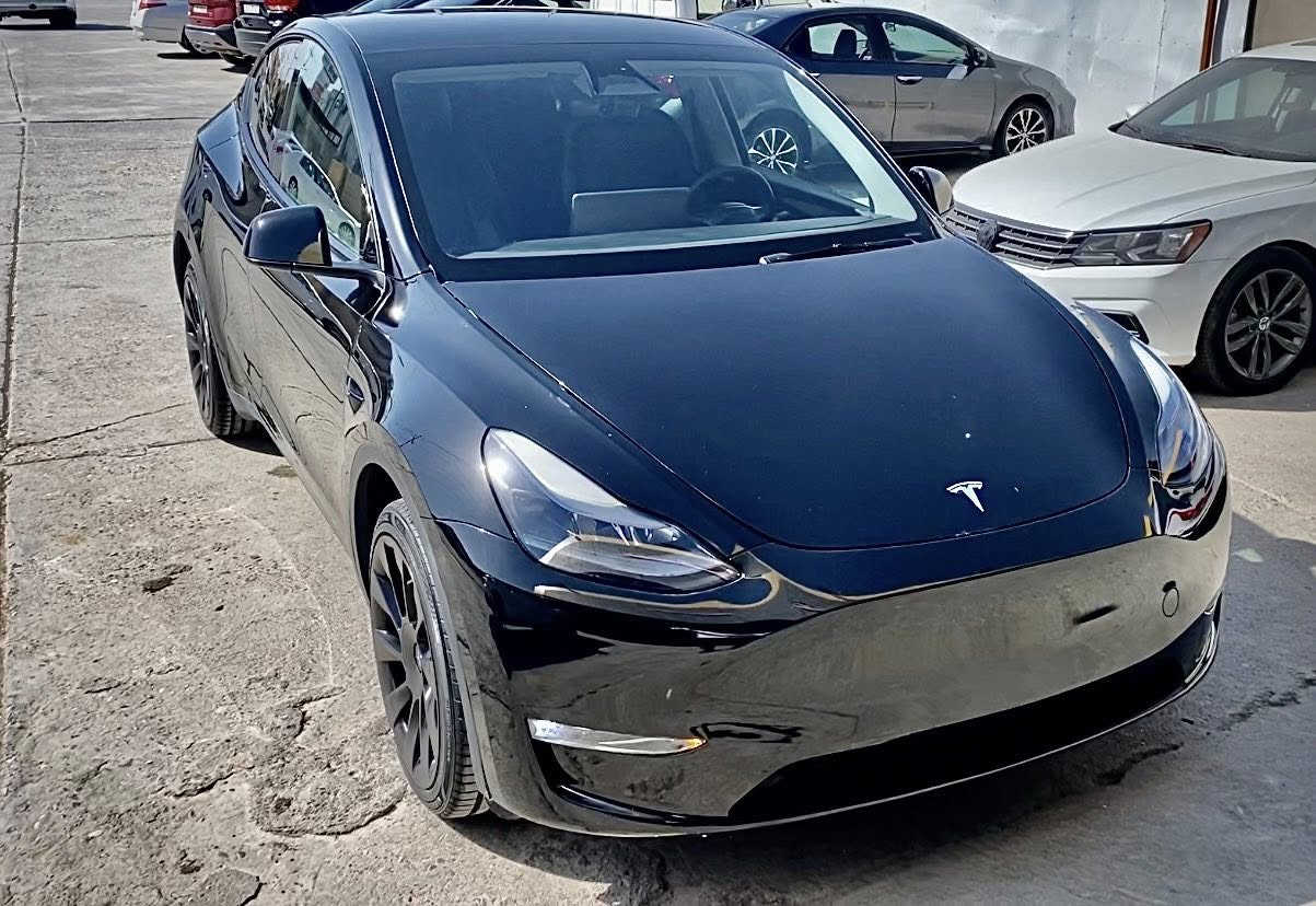 Model y dual motor long range 
نص جاملغ خلف صبغ 
١٥ الف ماشي 
٢١٣$ 
***********

