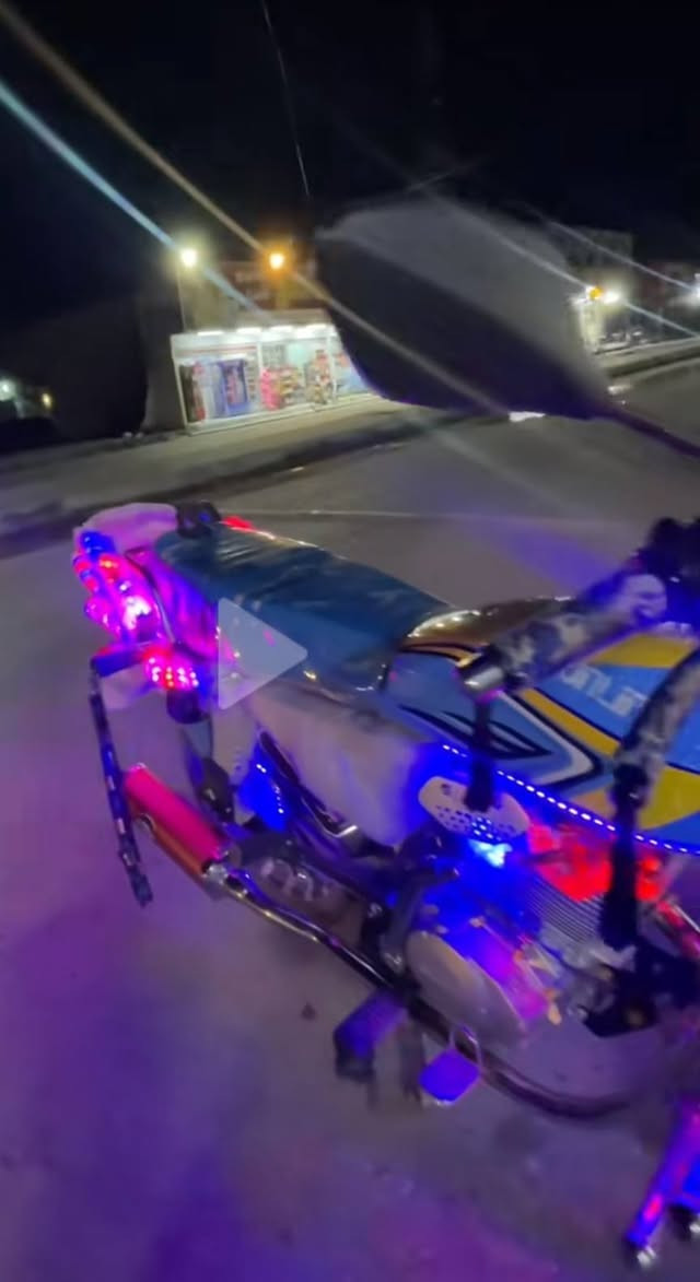 سلام عليكم شباب صالنصة كاتم مال ٢٥ مراوس برياضي مثل هاي لي بل صورة


**إذا كنت صاحب هذا الإعلان وتريد حذفه لأي سبب، رجاءا أرسل رسالة إلى الدعم الفني**