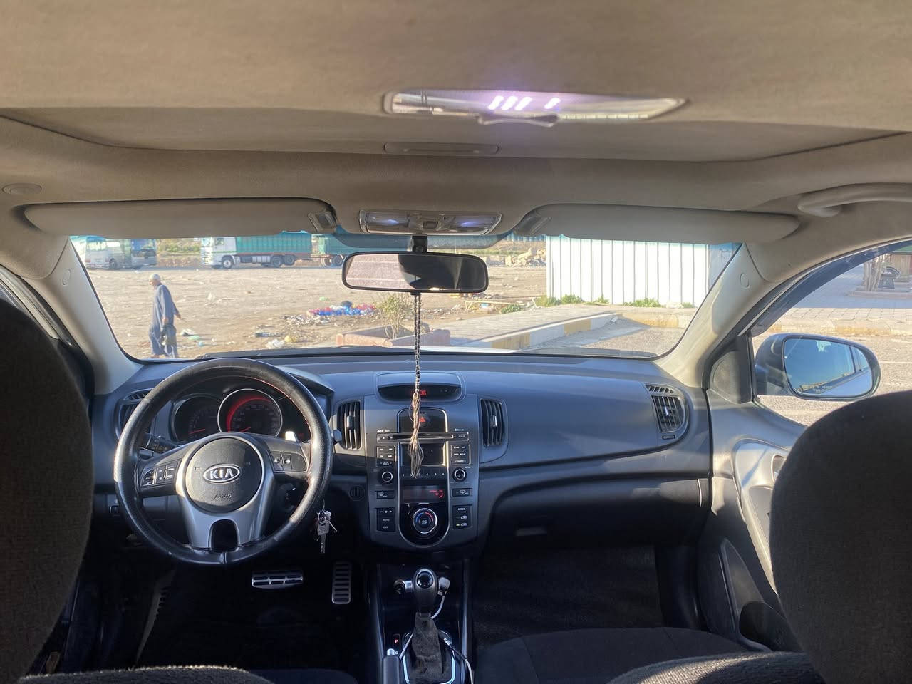 ‏سلام عليكم كيا ‏سيراتو ‏موديل12 ‏خليجي
‏فول مواصفات رقم أربيل دولي سنوية جديدة
‏مكان السيارة سامراء رقم سعر 112  ￼الهاتف***********
