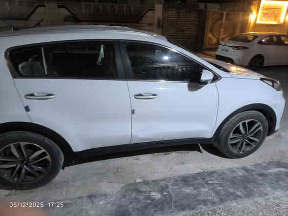 السلام عليكم 
كيا سبورتاج 2020 بغداد رقم جديد
مواصفات كشنات كهرباء
إشارة المري تشغيل عن بعد( عمل)
السعر 208،,$ 
بغداد حي الامانة
الهاتف ,***********
