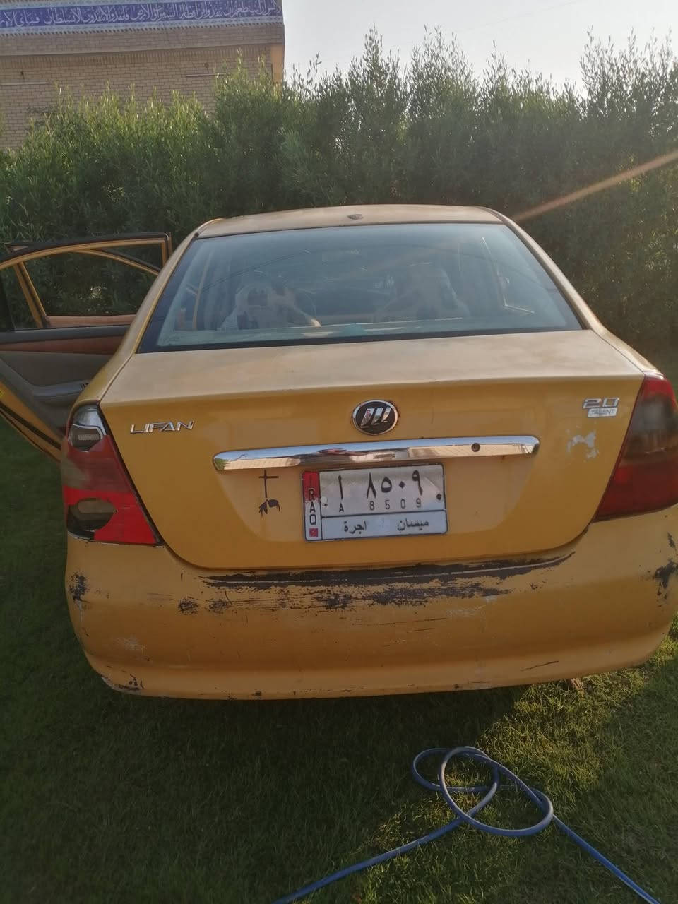 سلام عليكم عندي هاي ليفان محور محرك بيكاجو ياباني كير عادي رقم ميسان الماني مندل راعيه مكاني بغداد التاجي رايده قفل 10اذا مراوس برقم بغداد رقم ***********
