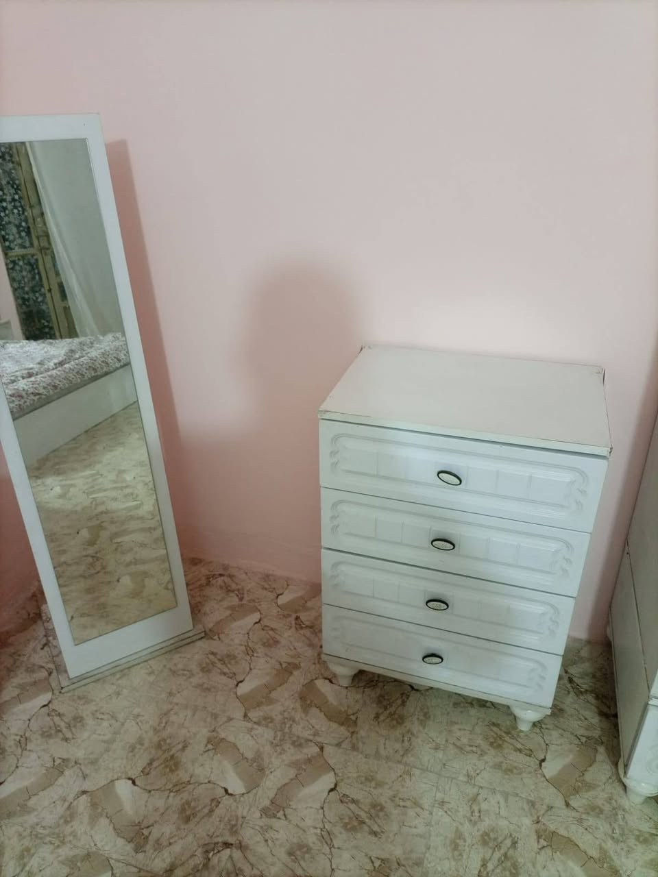 غرفة كانتري للبيع اخذناها ب800 نريدها ب600
العنوان بابل /الحصوة


**إذا كنت صاحب هذا الإعلان وتريد حذفه لأي سبب، رجاءا أرسل رسالة إلى الدعم الفني**