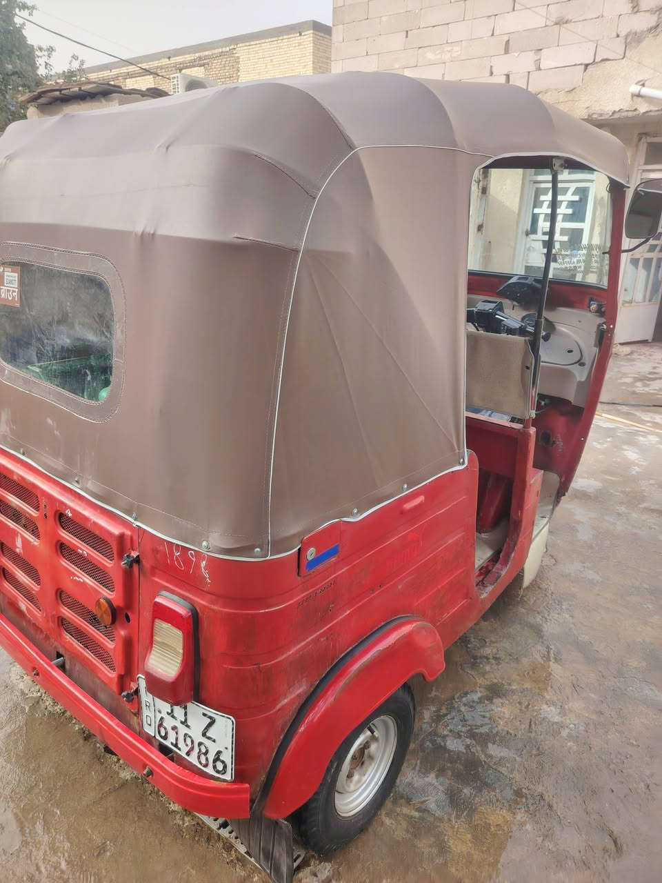 تكتك مديل نهاية 2017 مكينة مجفتة جديد  رقم انكليزي  سعر 4500 
رقم ***********
