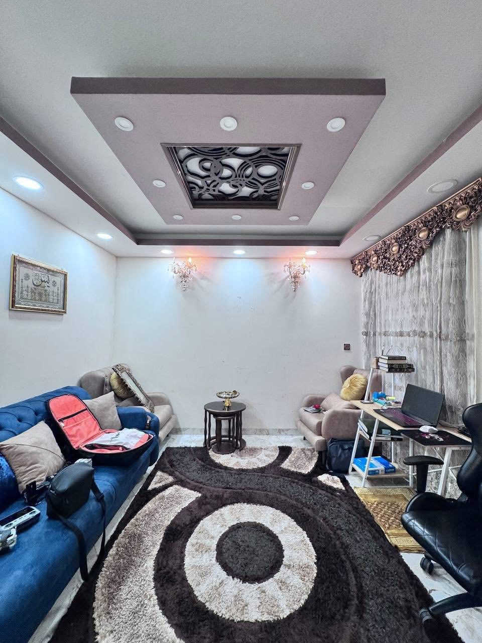 السلام عليكم

🏠 دار للبيع – حي الحدباء الأولى

📍 الموقع: حي الحدباء الأولى
(ثاني فرع بسايدين المضخة)
🚗 يقع على شارع 15 متر

📐 المساحة: 240 متر
📏 الواجهة: 12 متر
🧭 الاتجاه: شروق ابتدائي 🌅

تفاصيل الدار:
🔹 الطابق الأول:
 • غرفتين نوم
 • هول
 • استقبال
 • مطبخ
 • صحيات
 • كراج
 • مخزن خارجي

🔹 الطابق الثاني:
 • 4 غرف نوم
 • هول
 • صحيات

✨ الدار واسعة ومناسبة للسكن العائلي، وموقعها مميز وقريب  جدا من  سايدين طب الأسنان ( اي قريب من جامعة الموصل  ) 
خدمات فول 
 للاستفسار مراجعة مكتب المدينه سايدين الصديق قرب سنتر بغداد 
***********
***********

لمعرفة السعر الانضمام إلى قناتنا في التليكرام عبر الرابط ادناه 

https://t.me/al_madena
