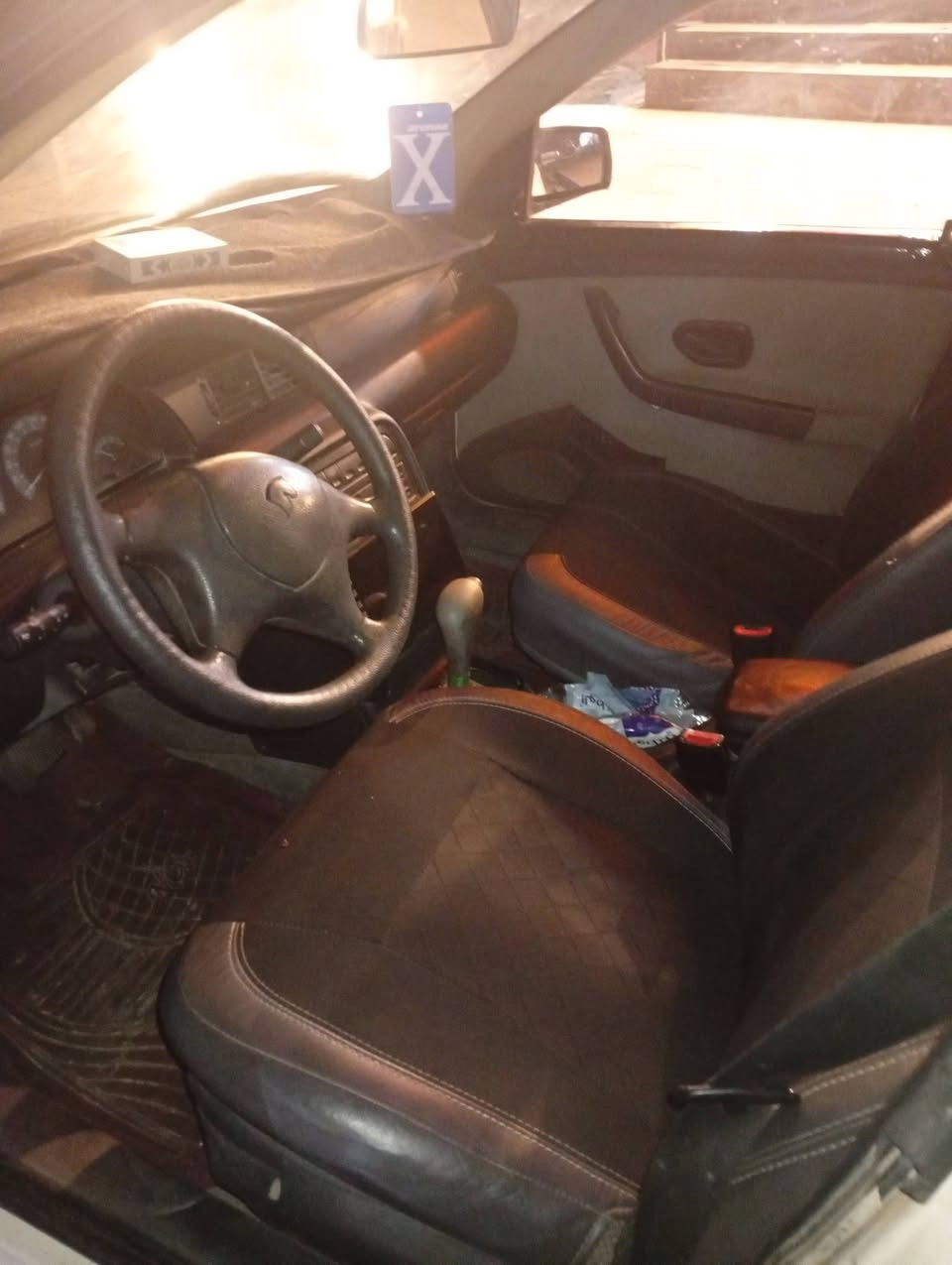 السلام عليكم سمنت 2009 بيضه كير ومكينه كورولا جاهزه من كلشي تراي حلو صدر امامي خلفي جديد مشط تخم تاير. جديد مكانها بغداد سعرها 35وبيها مجال الطيبين ***********
