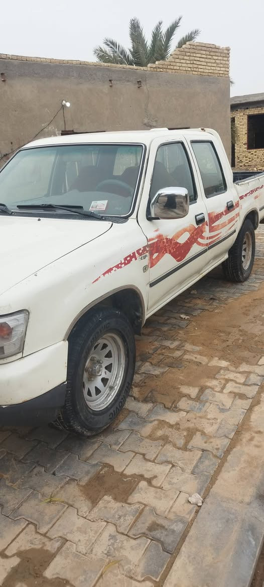 السلام عليكم دير موديل 2006 محرك بخاخ  مكينه وكير اكسن تواير حداديه كله مكفول كشرها كدامك لاخياس ومكفوله من الضربه رقم بصره سنويه له 28 مشروع وطني كرهبائيات شغلله من الطول للطول ضفيره جديده    *********** بي واتساب المكان السماوه  قضاء  الهلال السعر 35 وبيها مجال
